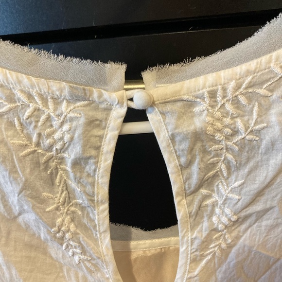 American Eagle XL crotchet and flowy sleeveless top - Picture 6 of 6